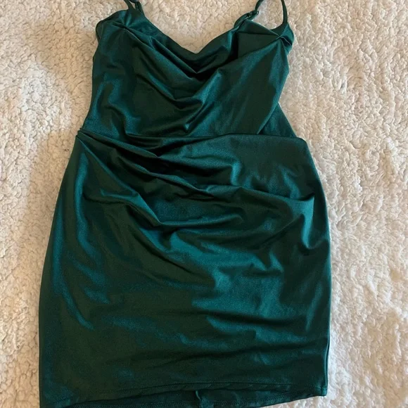 Lucy in the Sky | Dresses | Dark Green Mini Dress | Poshmark